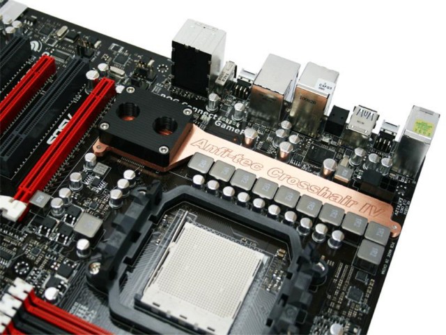 ASUS%20Crosshair%20IV%20Formula%20%285%29.JPG