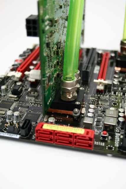 ASUS%20Crosshair%20IV%20Formula%20%287%29.jpg